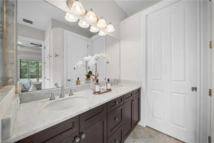 7267 Acorn Way, Naples, Florida 34119