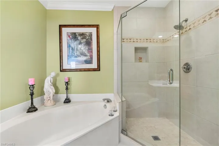 133 Vintage Bay Dr 29, Marco Island, Florida 34145