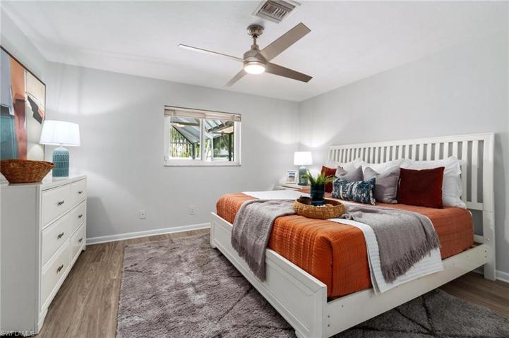 Large Primary Bedroom With Walk In Closet