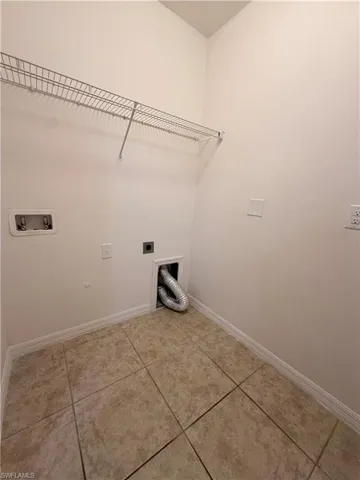 1633 Sw 12th Ter, Cape Coral, Florida 33991