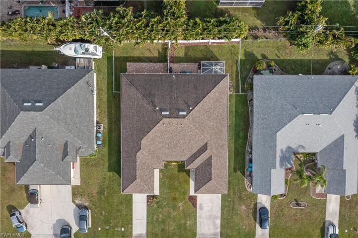 905-907 SE 14th  TER, CAPE CORAL, FL 33990