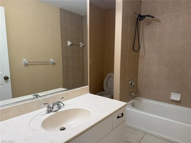2553 Nw 21st Ave, Cape Coral, Florida 33993