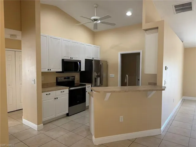 2553 Nw 21st Ave, Cape Coral, Florida 33993