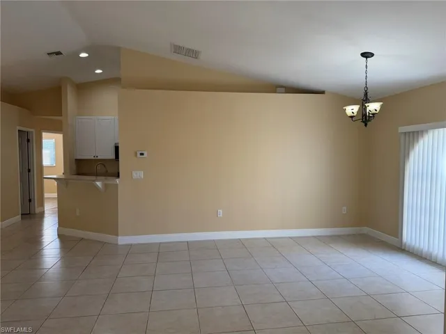 2553 Nw 21st Ave, Cape Coral, Florida 33993