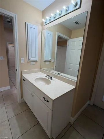 2553 Nw 21st Ave, Cape Coral, Florida 33993