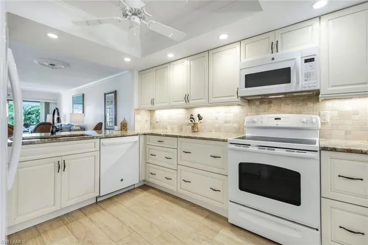 529 Lake Louise Cir # 101, Naples, Florida 34110