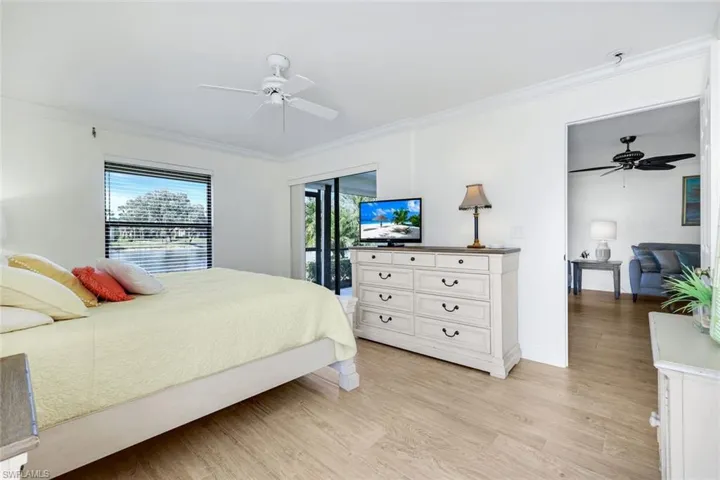 529 Lake Louise Cir # 101, Naples, Florida 34110