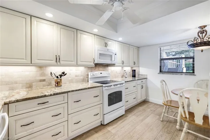 529 Lake Louise Cir # 101, Naples, Florida 34110