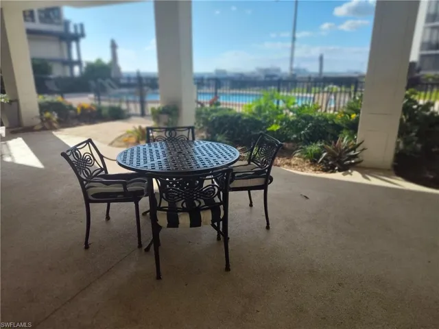 2350 W 1st  ST, Fort Myers, FL 33901