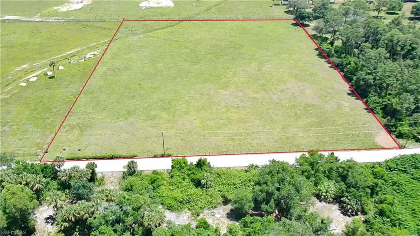 5261  Dana  RD, Fort Myers, FL 33905