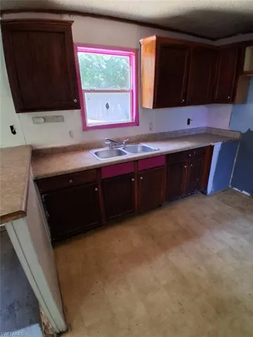 5432  DOVER  AVE, Pensacola, FL 32526
