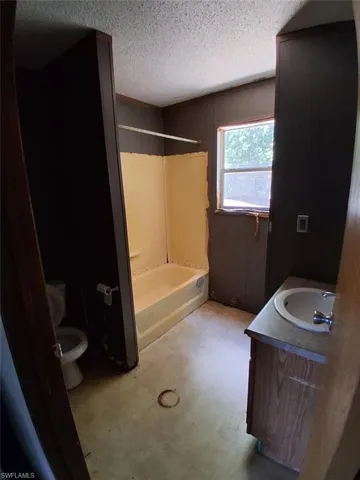 5432  DOVER  AVE, Pensacola, FL 32526