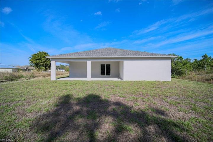 133  Sanborn  DR, LEHIGH ACRES, FL 33972