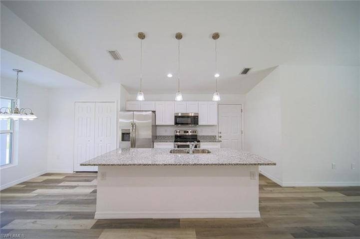 133  Sanborn  DR, LEHIGH ACRES, FL 33972