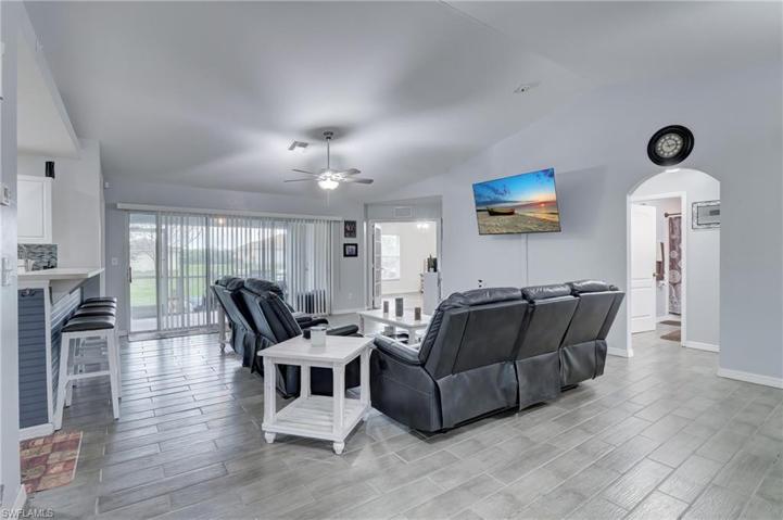 418 Pinafore AVE, LEHIGH ACRES FL 33974