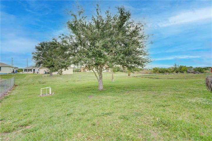 418 Pinafore AVE, LEHIGH ACRES FL 33974