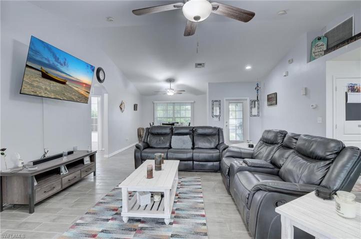 418 Pinafore AVE, LEHIGH ACRES FL 33974