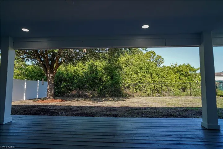 2801 Flora Ave N, Lehigh Acres, Florida 33971