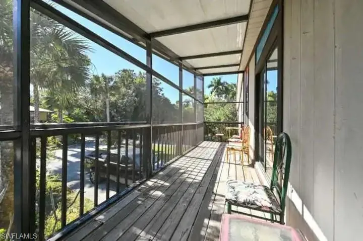 2521  Estey  AVE, Naples, FL 34104