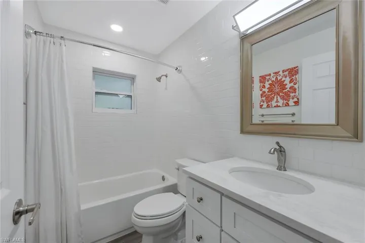 27031  Jackson  AVE, Bonita Springs, FL 34135