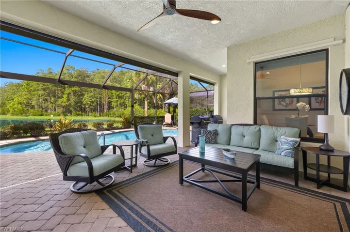 11907  White Stone  DR, Fort Myers, FL 33913