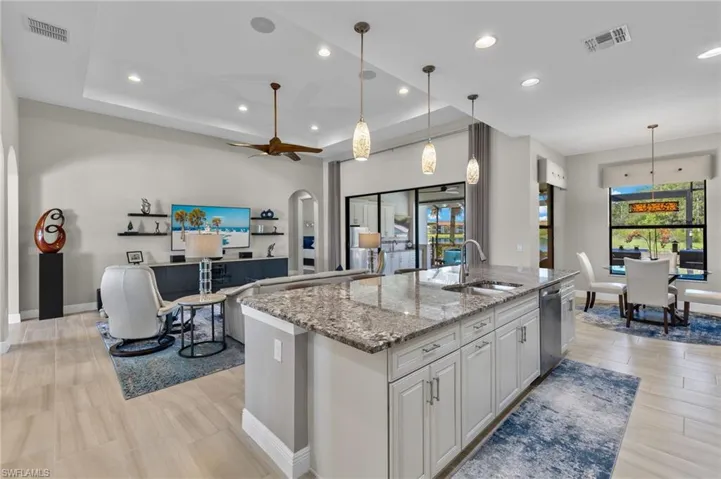 11907  White Stone  DR, Fort Myers, FL 33913