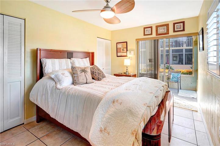 8127 Country RD # 106, FORT MYERS FL 33919
