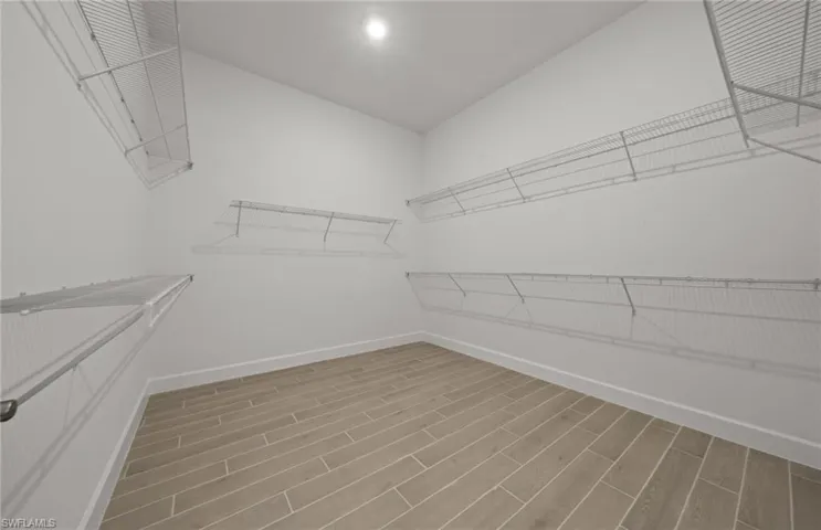 Oversized owner's suite closet