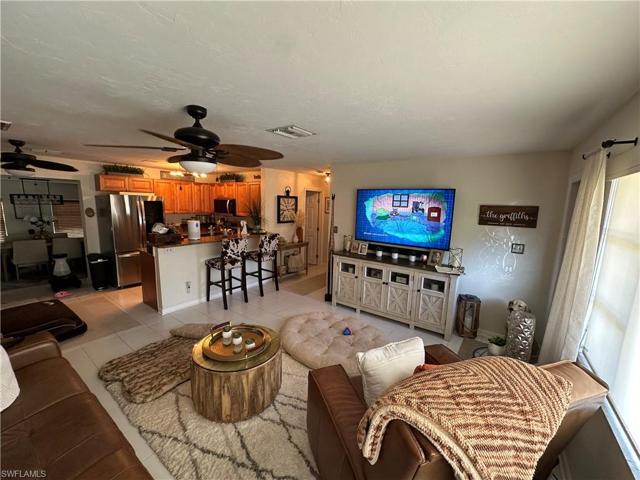 20800  Pine Tree  LN, Estero, FL 33928