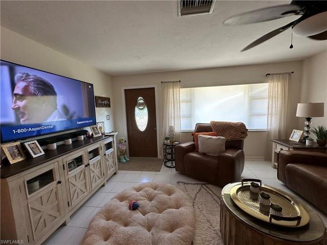 20800  Pine Tree  LN, Estero, FL 33928