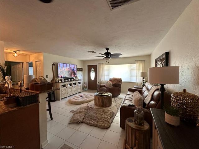 20800  Pine Tree  LN, Estero, FL 33928