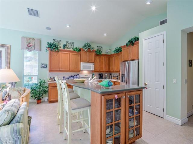 3380  Shady  BEND, Fort Myers, FL 33905