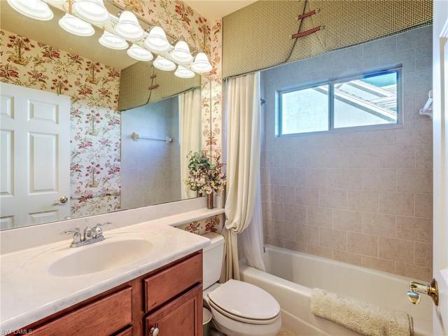 3380  Shady  BEND, Fort Myers, FL 33905