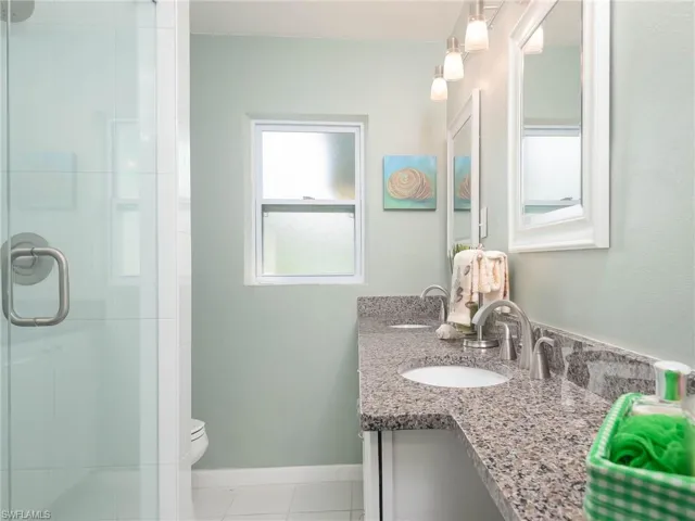 Dual sinks