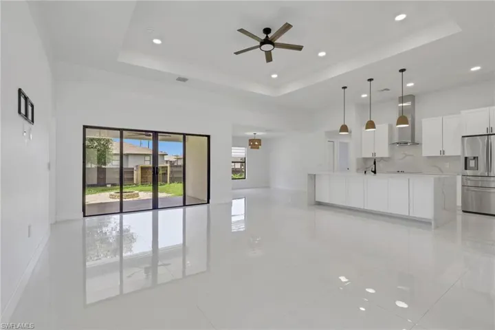3820 7th St Sw, Lehigh Acres, Florida 33976