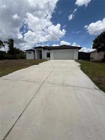 3820  7th SW ST, Lehigh Acres, FL 33976
