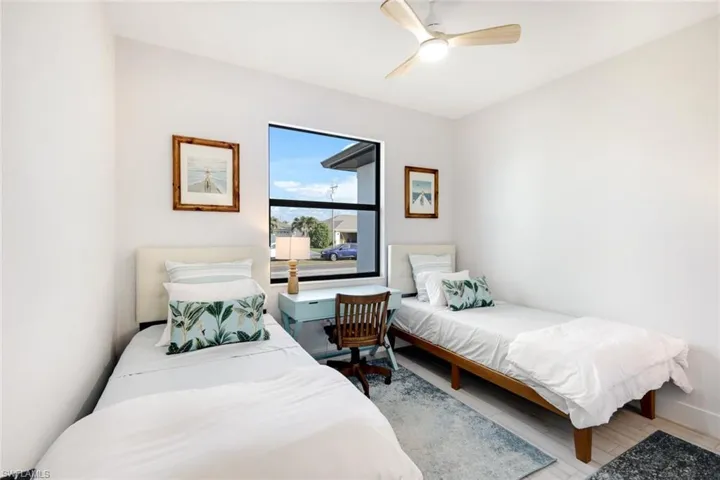 5244 Agualinda Blvd, Cape Coral, Florida 33914