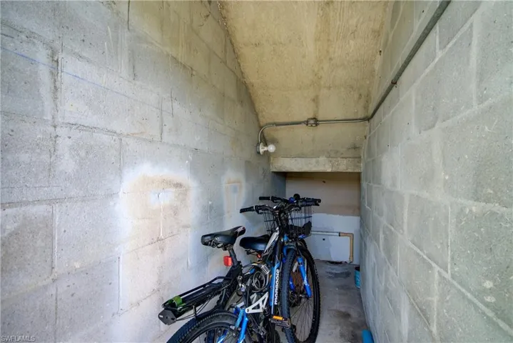 Storage shared with one neighbor