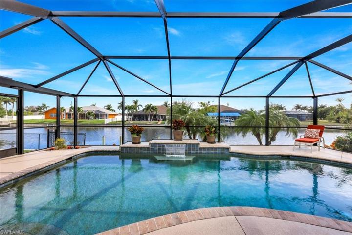 1401 SW 4th PL, CAPE CORAL FL 33991