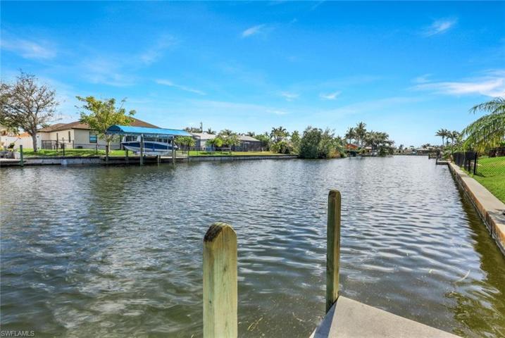 1401 SW 4th PL, CAPE CORAL FL 33991