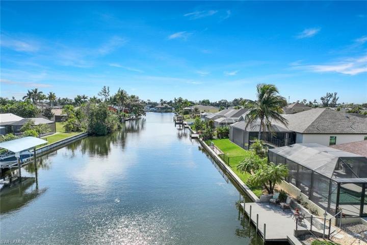 1401 SW 4th PL, CAPE CORAL FL 33991