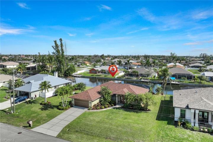 1401 SW 4th PL, CAPE CORAL FL 33991