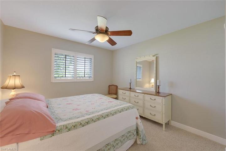 1401 SW 4th PL, CAPE CORAL FL 33991