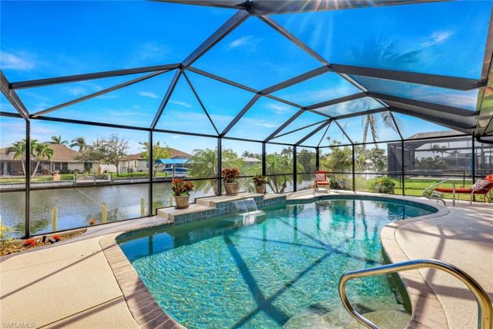 1401 SW 4th PL, CAPE CORAL FL 33991