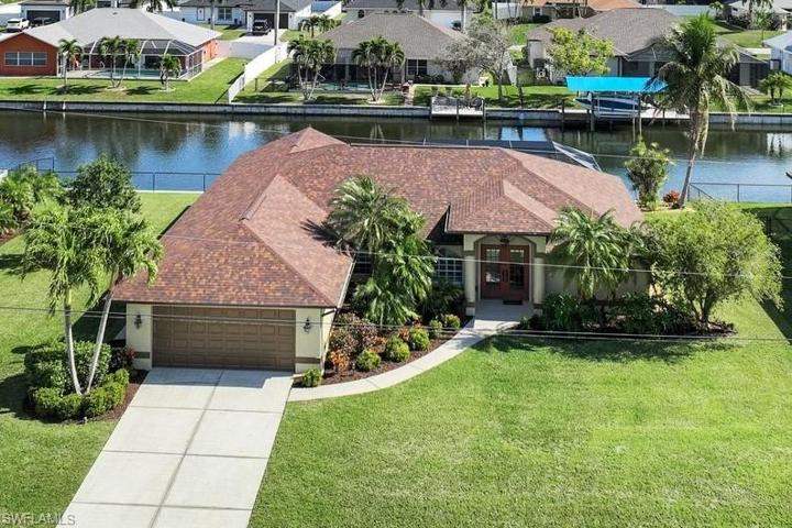 1401 SW 4th PL, CAPE CORAL FL 33991
