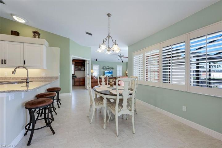1401 SW 4th PL, CAPE CORAL FL 33991