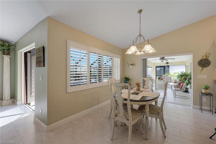 1401 SW 4th PL, CAPE CORAL FL 33991
