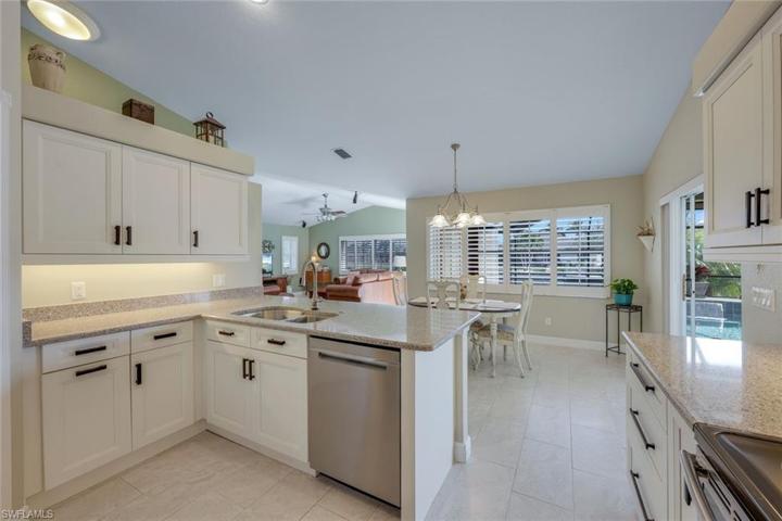 1401 SW 4th PL, CAPE CORAL FL 33991