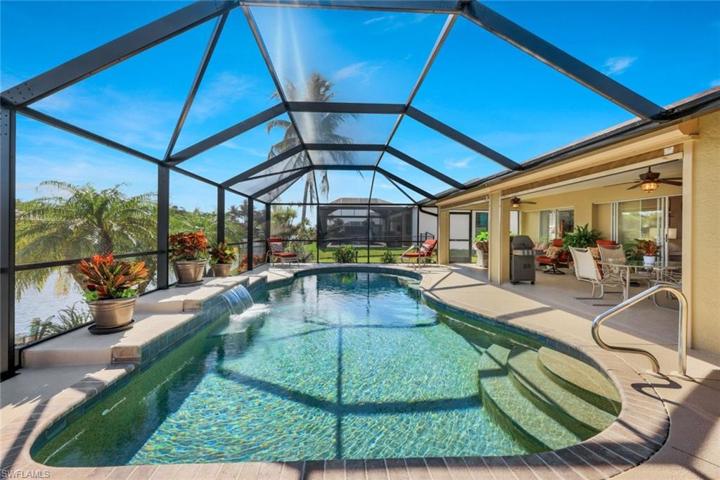 1401 SW 4th PL, CAPE CORAL FL 33991