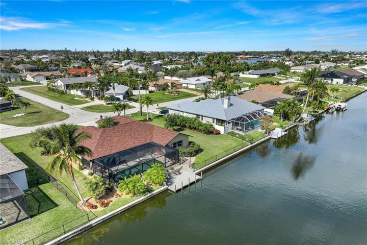 1401 SW 4th PL, CAPE CORAL FL 33991